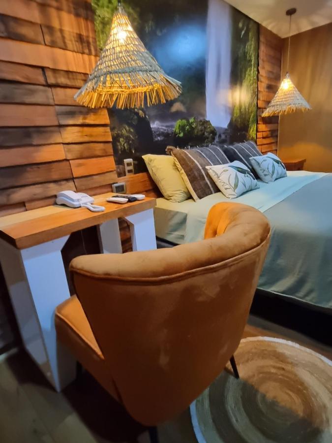 Hotel Boutique Tierra De Islas Chiloe Castro Exteriör bild