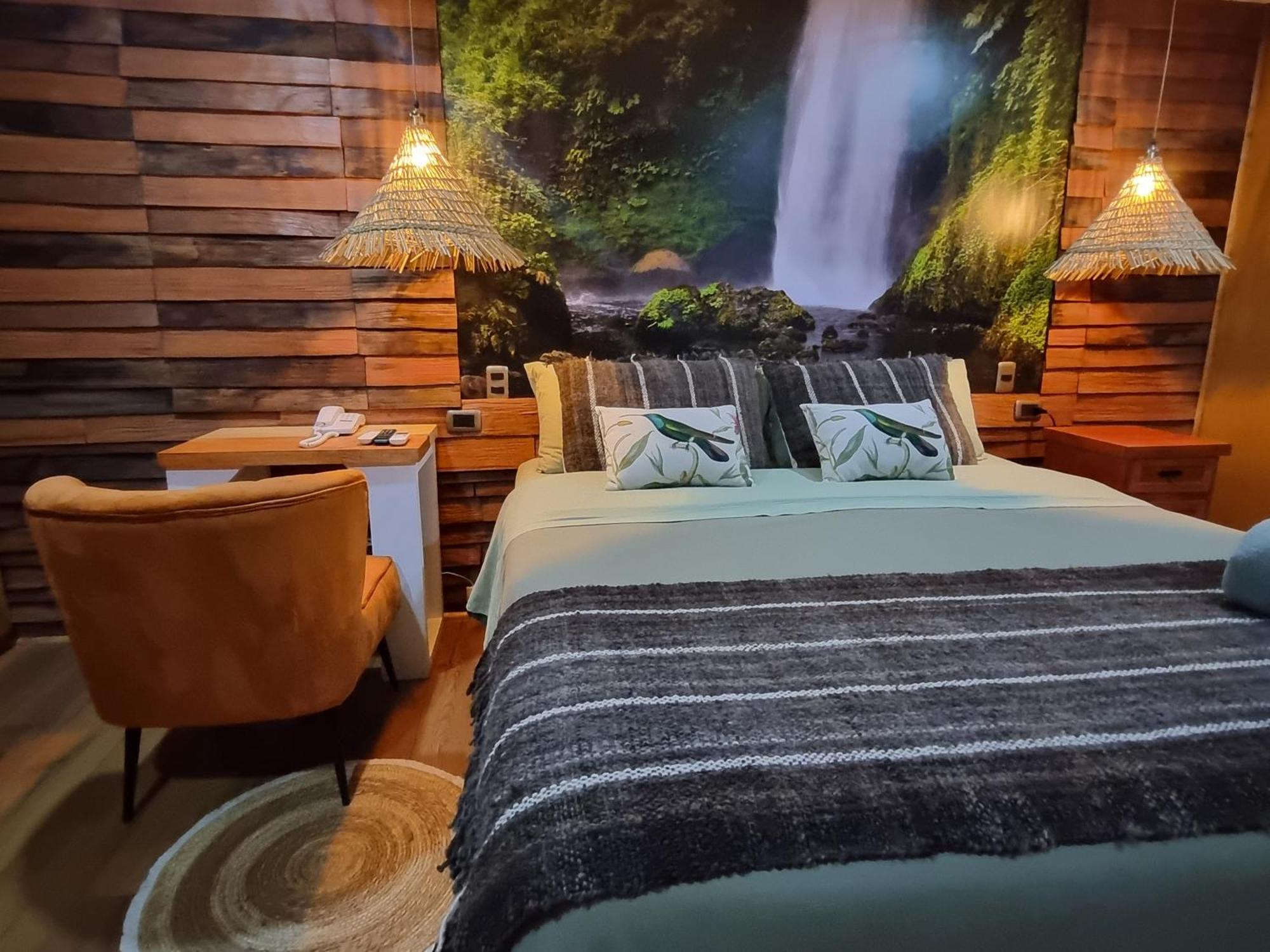 Hotel Boutique Tierra De Islas Chiloe Castro Exteriör bild